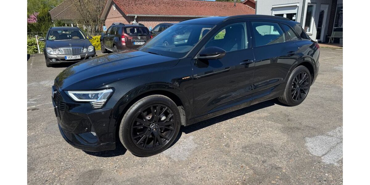 Audi e-tron 141.000 km 28.950 &euro; Ahausen (ehem. TÜV Gelände) 27367