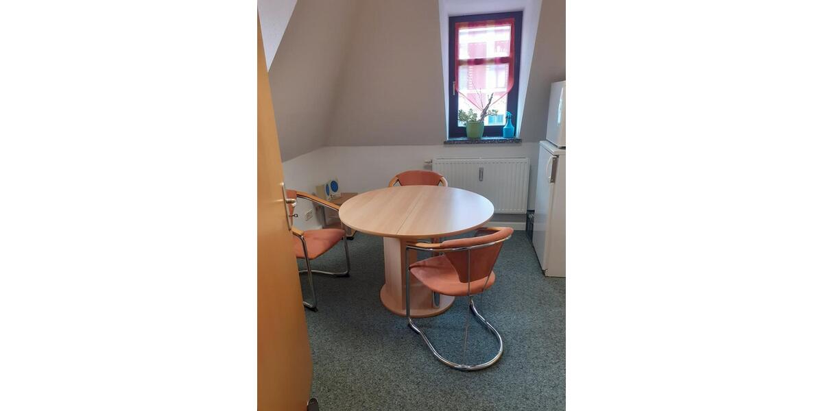 Dachgeschoßwohnung Aue-Bad Schlema Bad Schlema - 6 Zimmer, 87 m&sup2;, 450&euro; | Angebot:26059826
