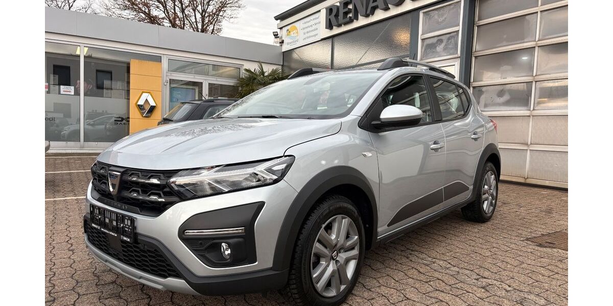 Dacia Sandero 22.100 km 16.899 &euro; Liebenau 31618