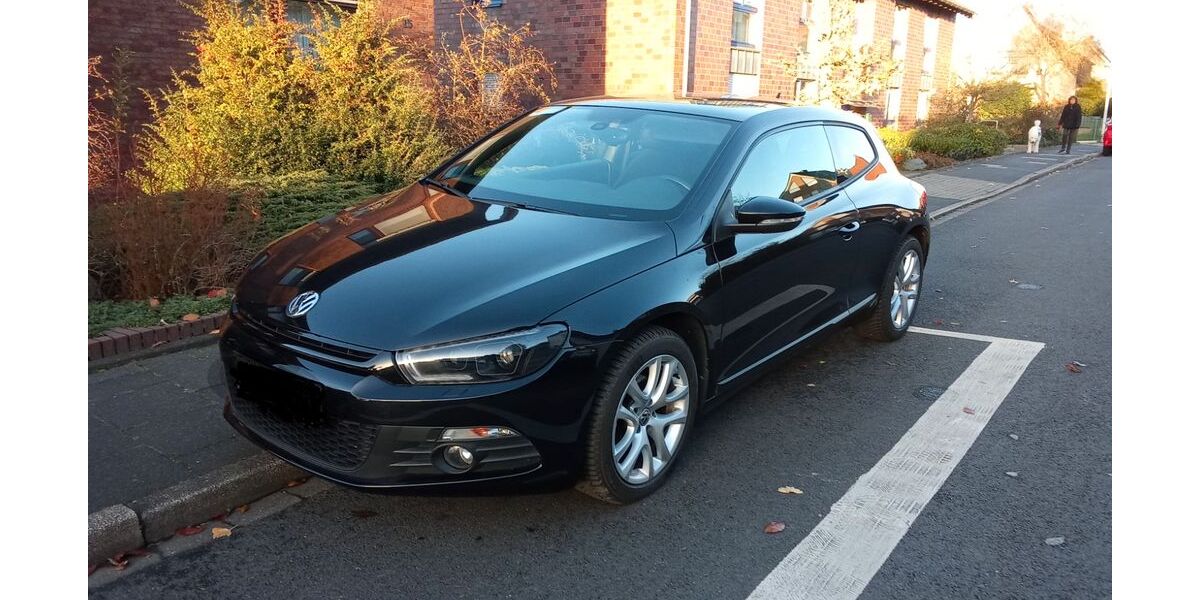 VW Scirocco 129.000 km 5.900 &euro; Mülheim an der Ruhr 45475