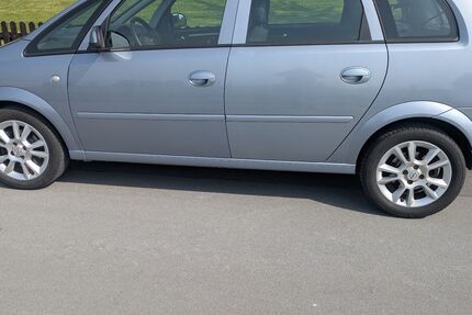 Opel Meriva 100.000 km 3.300 &euro; Lippstadt 59555