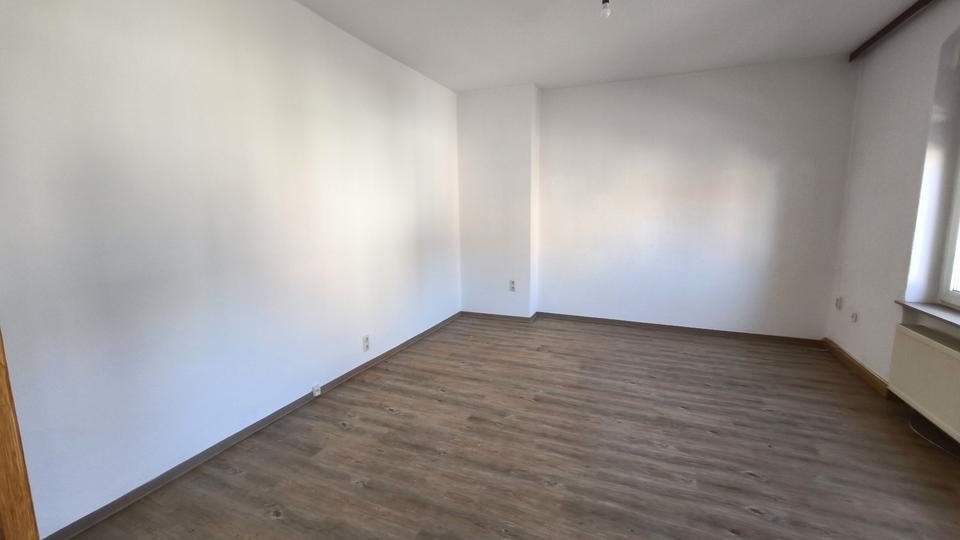 Etagenwohnung Burg - 2.5 Zimmer, 70 m&sup2;, 407&euro; | Angebot:25428353