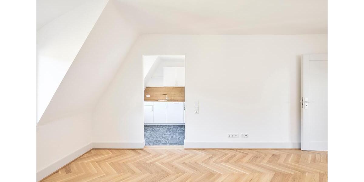 Dachgeschoßwohnung Stuttgart Stuttgart-West - 3 Zimmer, 90 m&sup2;, 1.880&euro; | Angebot:24977365