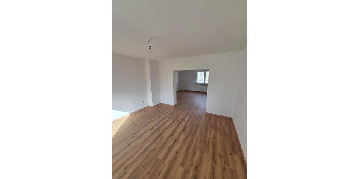 Etagenwohnung Rotenburg an der Fulda - 5 Zimmer, 110 m&sup2;, 1.080&euro; | Angebot:25493141