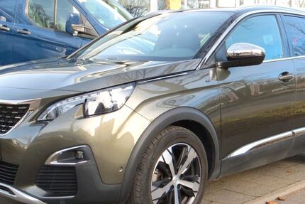 Peugeot 3008 81.325 km 19.499 &euro; München 81825