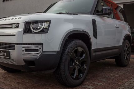 Land Rover Defender 12.000 km 59.995 &euro; Schlüchtern 36381