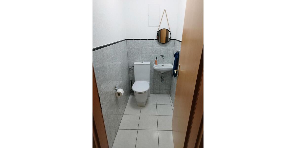 Etagenwohnung Villingen-Schwenningen Schwenningen - 4 Zimmer, 102 m&sup2;, 235.000&euro; | Angebot:27104424