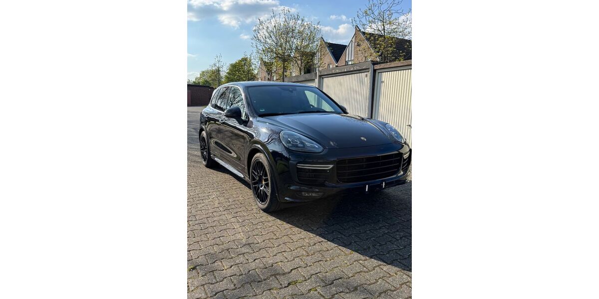 Porsche Cayenne 49.900 km 42.900 &euro; Mönchengladbach 41199