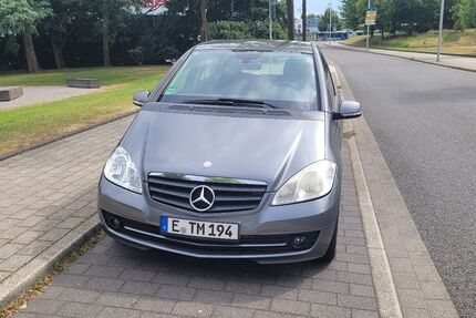 Mercedes-Benz A 180 120.808 km 3.000 &euro; Essen 45356