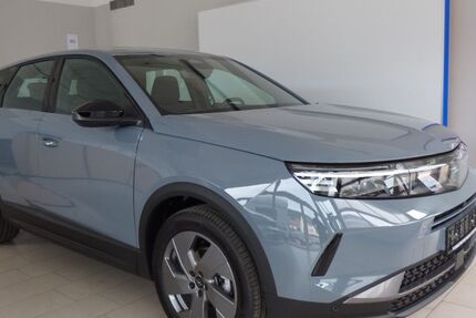 Opel Grandland (X) 2.800 km 29.900 € Ahorntal 95491