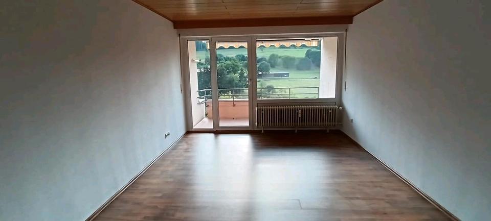 Etagenwohnung Oberkochen - 3 Zimmer, 77 m&sup2;, 1.100&euro; | Angebot:26247557
