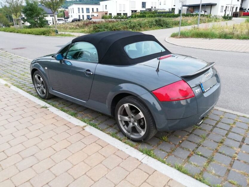TT