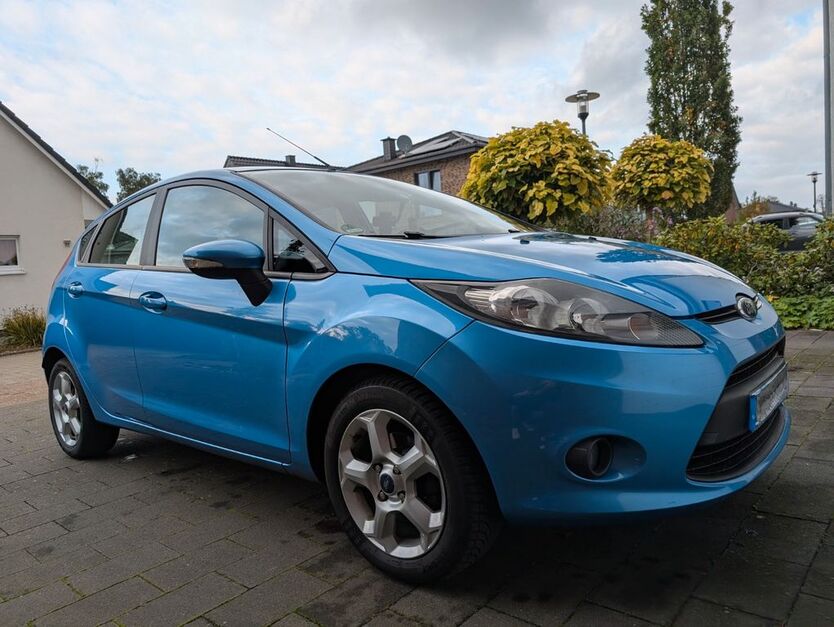 Ford Fiesta 141.683 km 3.490 € Rietberg 33397