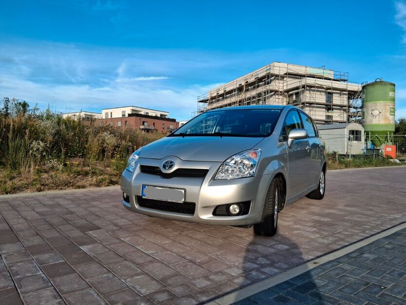 Toyota Corolla Verso 37.000 km 7.599 € Zickhusen 19061
