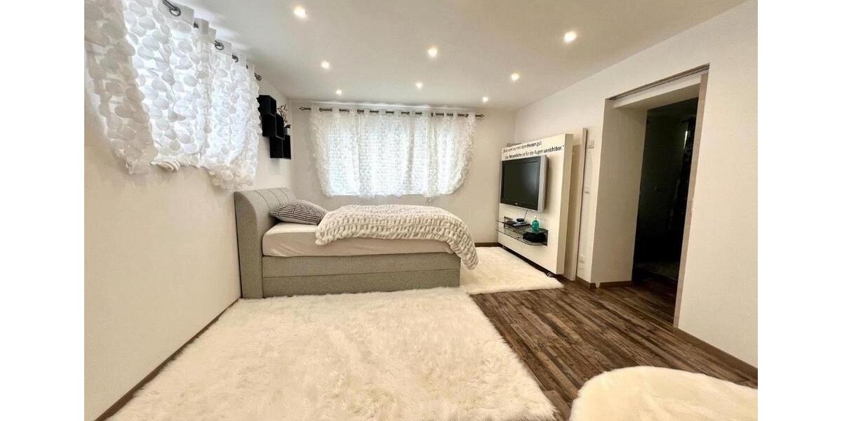Einfamilienhaus Altötting - 13 Zimmer, 510 m&sup2;, 870.000&euro; | Angebot:26933592