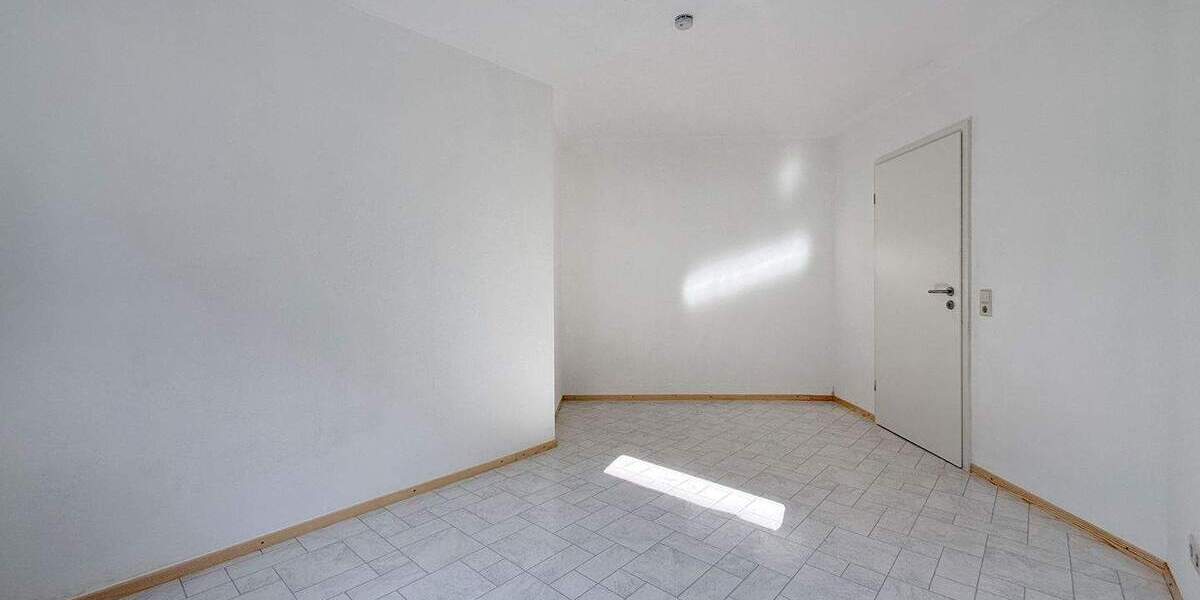 Etagenwohnung Leimen St Ilgen - 2 Zimmer, 64 m&sup2;, 210.000&euro; | Angebot:25357068