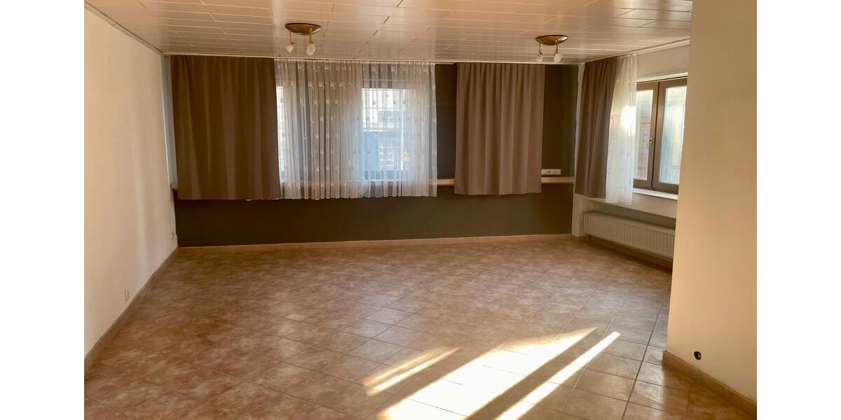 Etagenwohnung Polch - 4 Zimmer, 190 m&sup2;, 1.400&euro; | Angebot:26113399