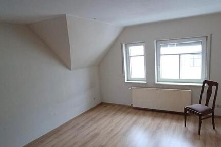 Wohnung Glauchau - 3.5 Zimmer, 72 m&sup2;, 47.000&euro; | Angebot:27639622