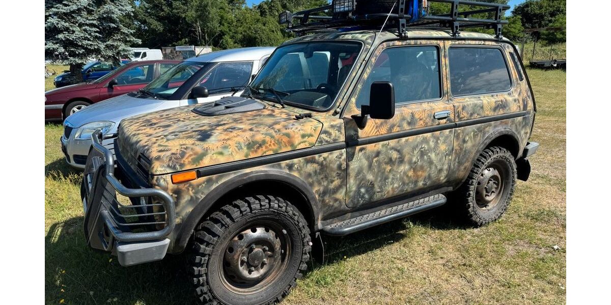 Lada Niva 79.000 km 2.490 &euro; Rathenow 14712