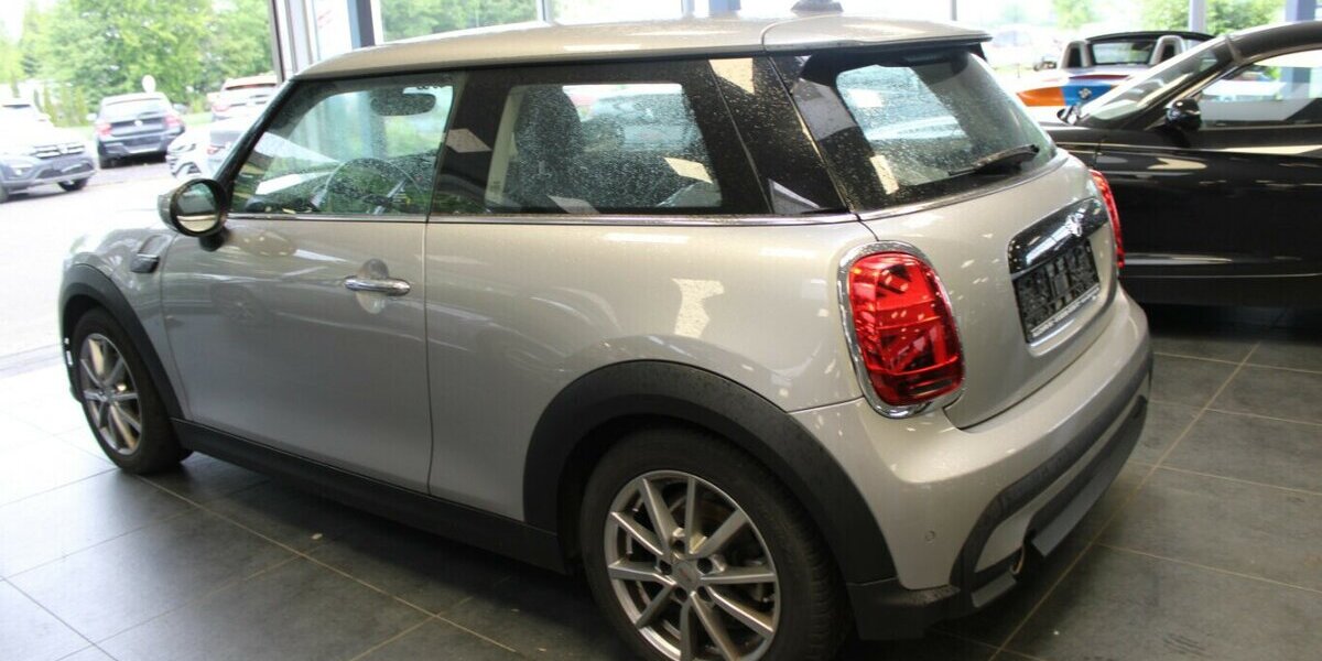 Mini Cooper Essential Trim - 8-Fach - 50.289 km 17.980 &euro; Euskirchen 53881