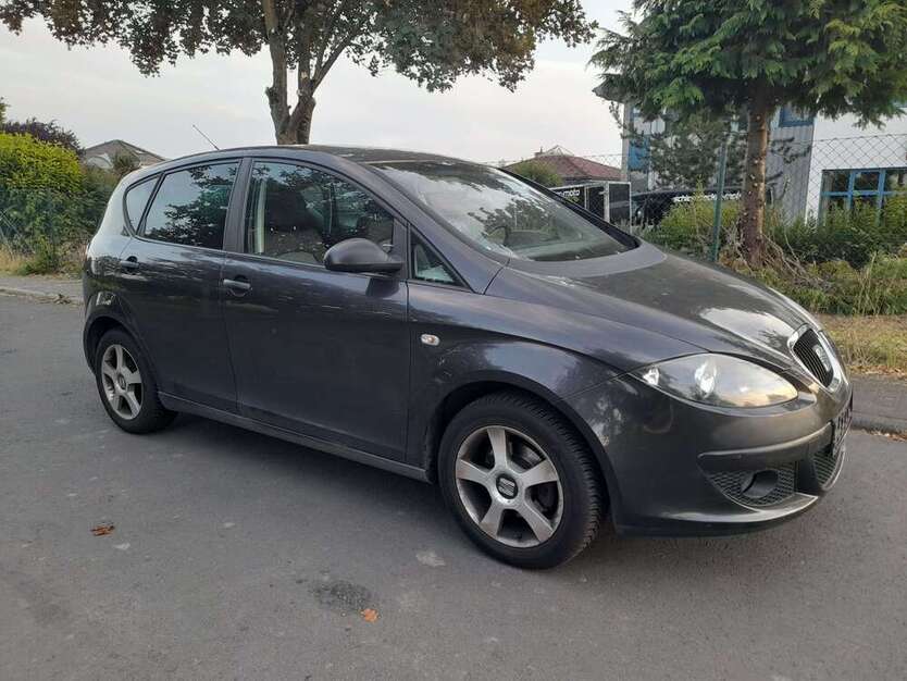 Seat Altea 270.000 km 899 € Gießen 35390