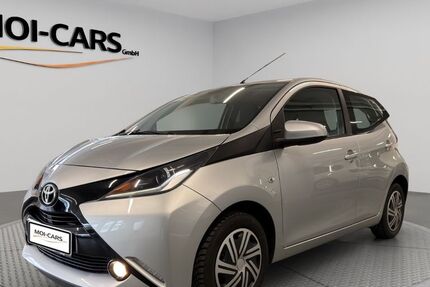 Toyota Aygo (X) 85.990 km 10.490 &euro; Krefeld 47805