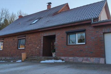 Ländliches Haus mit großzügigem Grundstück und moderner Technik 5 zimmer