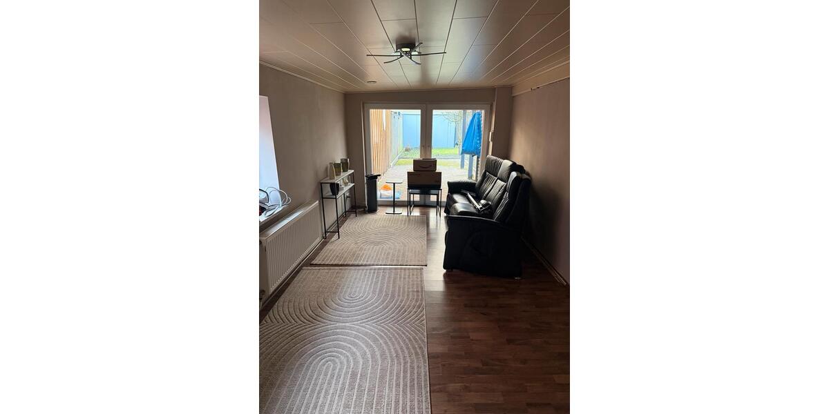 Doppelhaushälfte Hemmingstedt - 5 Zimmer, 126 m&sup2;, 1.260&euro; | Angebot:25489403