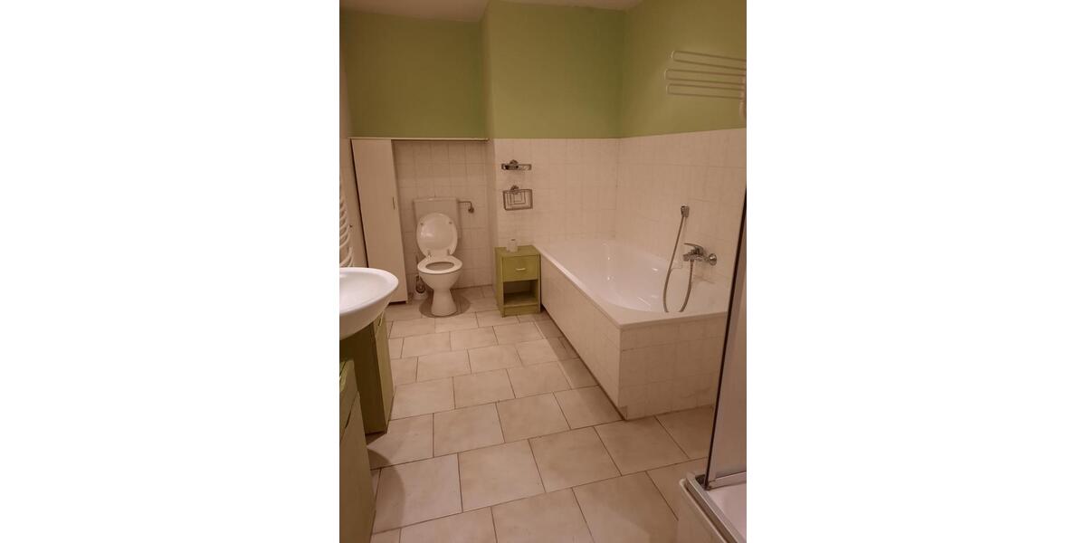 Erdgeschoßwohnung Amt Neuhaus - 3 Zimmer, 159 m&sup2;, 650&euro; | Angebot:26320693