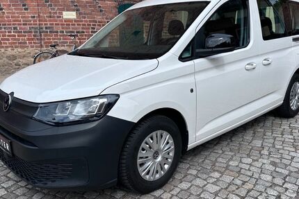 VW Caddy 124.500 km 16.880 &euro; Tangermünde 39590