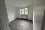 Renovierte 5 Zimmer Wohnung mit Balkon und Terrasse zur Miete