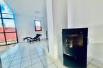 AS ImmobilieN: 3 br 2.5 bath detached house, garage, fitted kitchen, yard, fireplace, patio, office