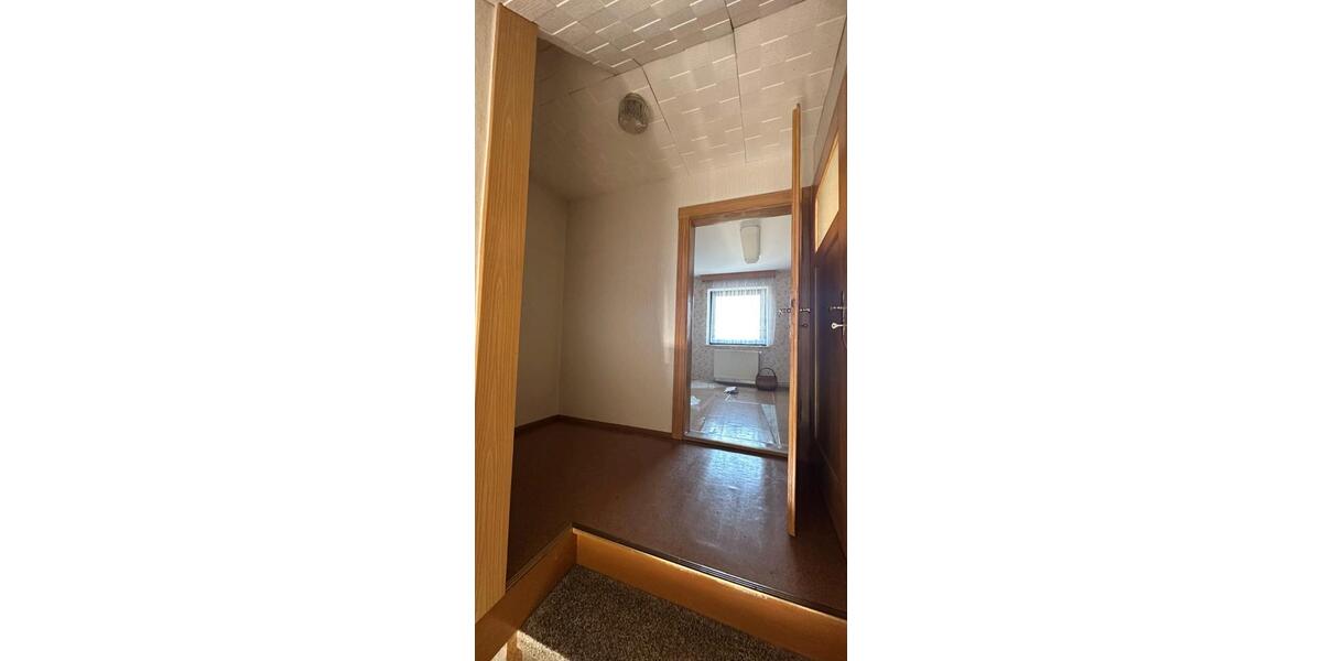 Einfamilienhaus Bischofswerda - 5 Zimmer, 90 m&sup2;, 79.000&euro; | Angebot:26963038