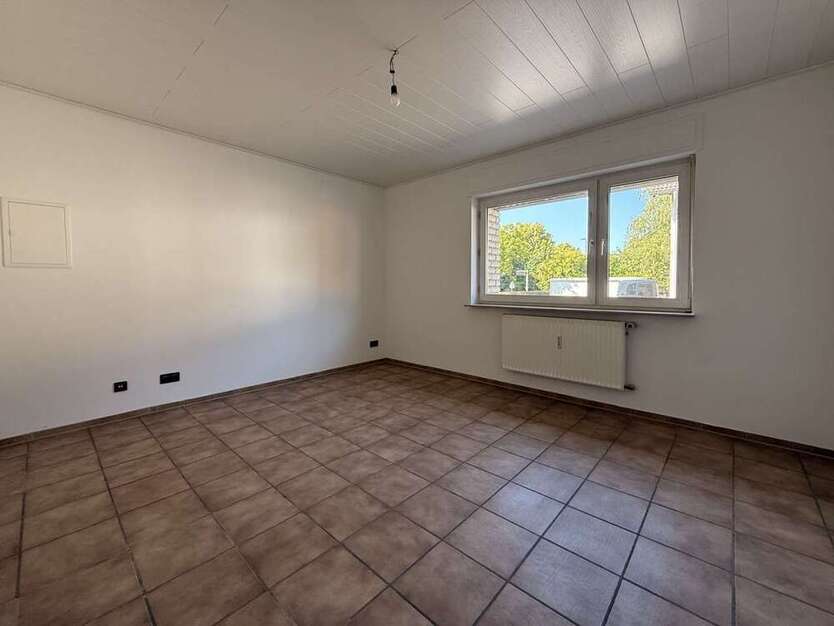 Wohnung zum Mieten in Troisdorf 365 € 27 m²