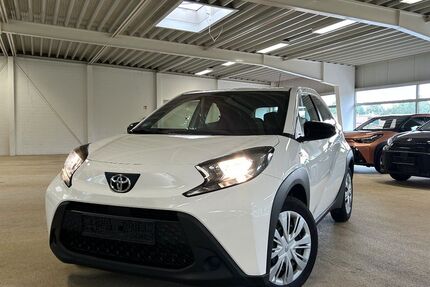 Toyota Aygo (X) 6.857 km 16.980 &euro; Sassenburg / Neudorf- Pl 38524