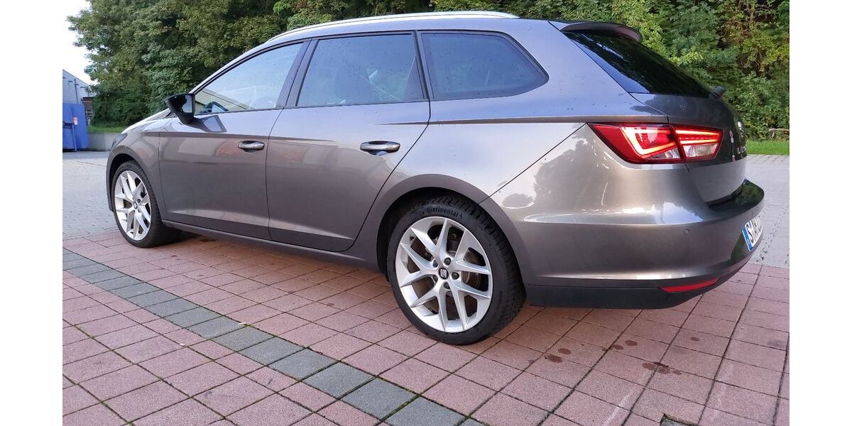 Seat Leon 219.000 km 8.500 &euro; Stuttgart 70195