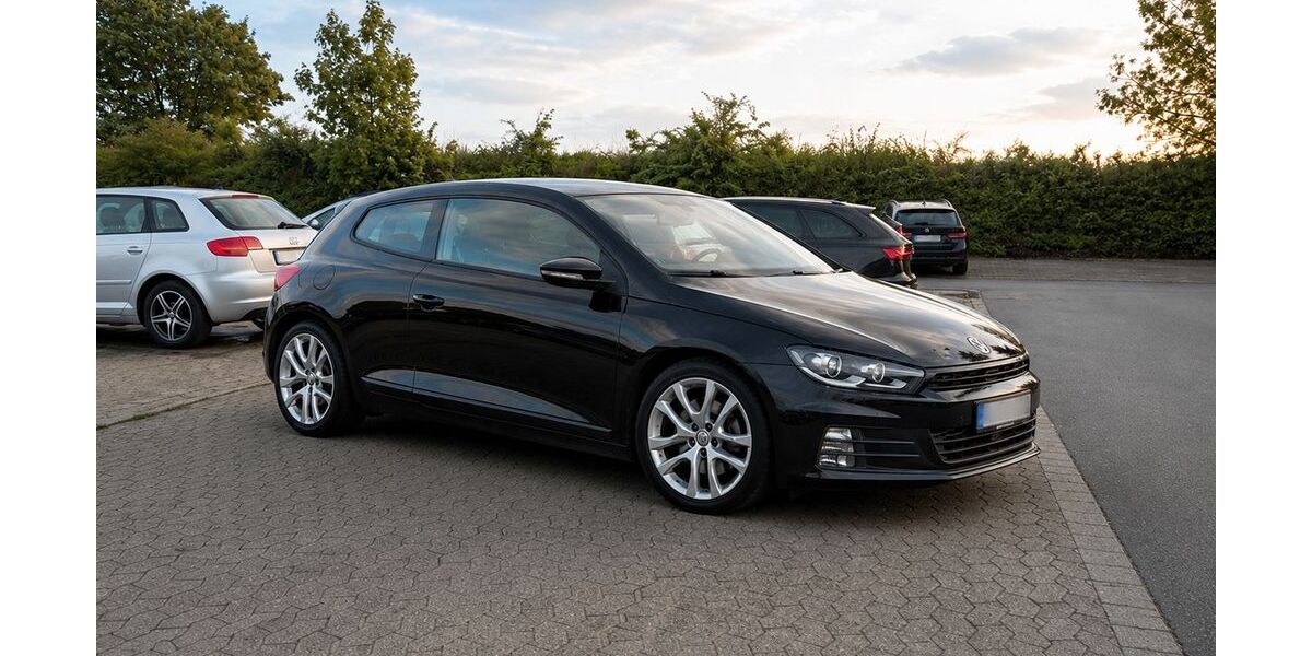 VW Scirocco 159.000 km 10.700 &euro; Kissenbrück 38324