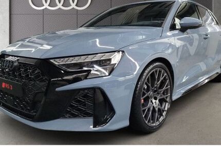 Audi RS3 9.900 km 63.850 &euro; Frankfurt am Main 60314
