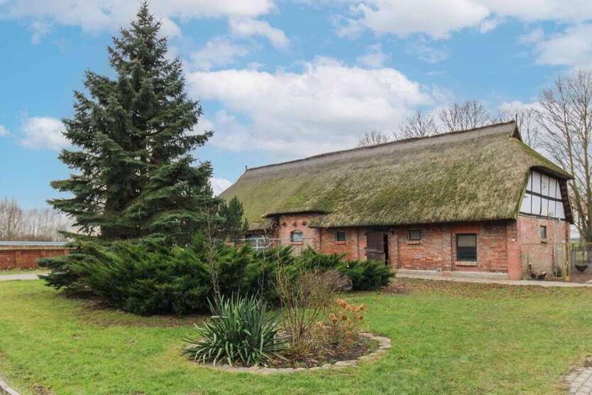 Haus zum Kaufen in Süderholz 375.000 € 226.23 m²