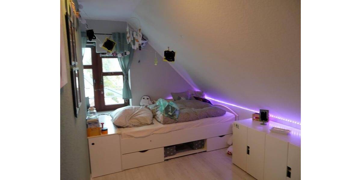 Etagenwohnung Bad Lausick - 4 Zimmer, 97 m&sup2;, 631&euro; | Angebot:26391835