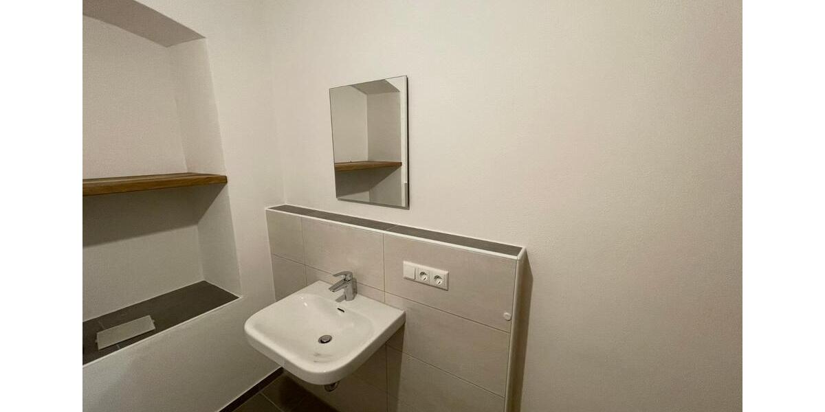 Etagenwohnung Neunburg vorm Wald - 1 Zimmer, 57 m&sup2;, 10&euro; | Angebot:25230846