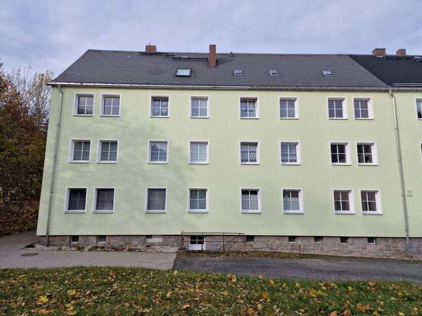 Wohnung zum Kaufen in Johanngeorgenstadt 35.000 € 51 m²