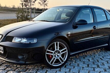 Seat Leon 87.000 km 8.900 &euro; München 82178