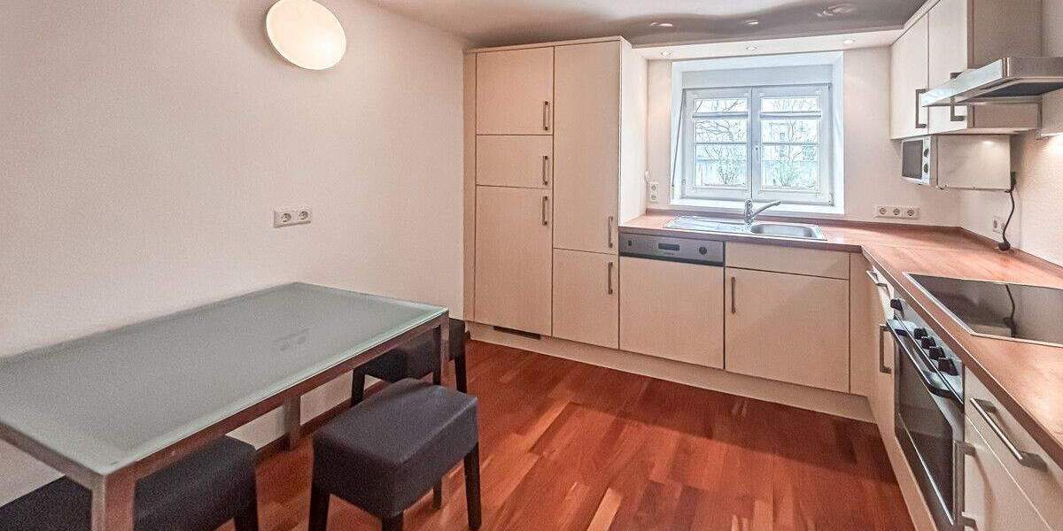 Etagenwohnung Kehl - 2 Zimmer, 61 m&sup2;, 690&euro; | Angebot:25533165