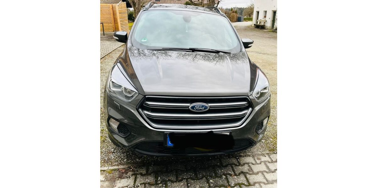 Ford Kuga 102.569 km 10.950 &euro; Ortenburg 94496