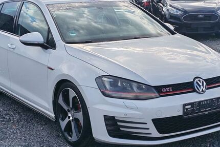 VW Golf 161.963 km 10.899 &euro; Rosdorf 37124