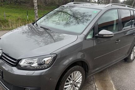 VW Touran 172.000 km 5.490 &euro; Bad Bayersoien 82435