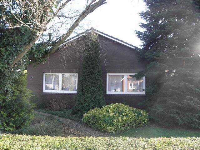 Einfamilienhaus Weener - 4 Zimmer, 120 m&sup2;, 800&euro; | Angebot:26017123