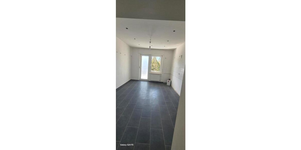 Etagenwohnung Hagen Hohenlimburg - 4 Zimmer, 104 m&sup2;, 1.100&euro; | Angebot:25994262