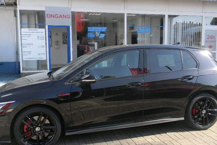 VW Golf 14.900 km 32.798 € Kaiserslautern 67655